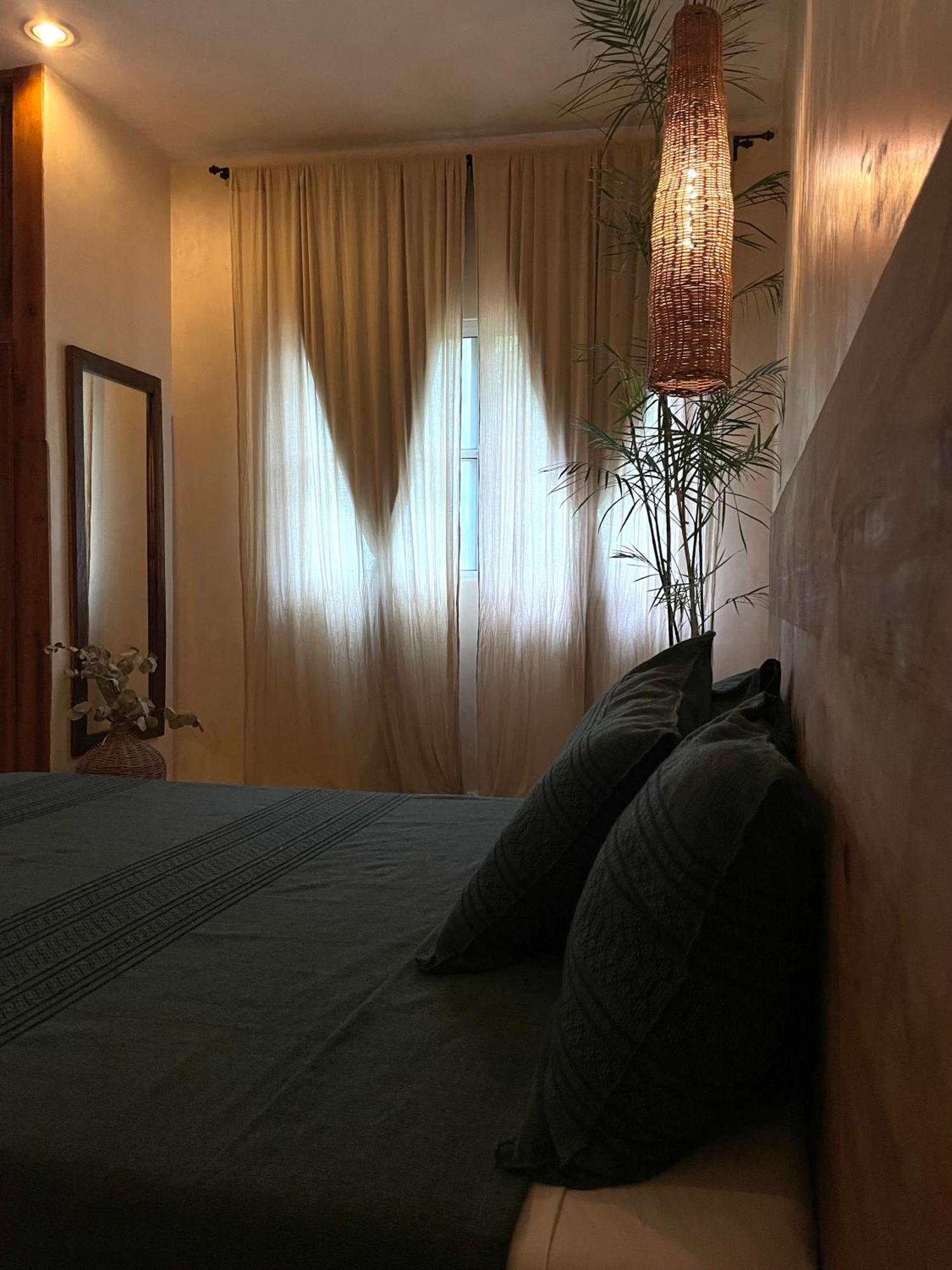 Casa Silice Guesthouse Вальядолид Экстерьер фото
